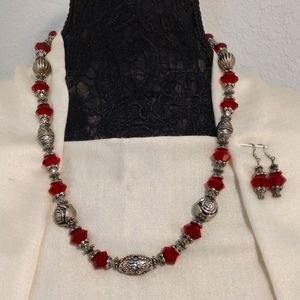 🎀 Fashion Statement Necklace Set 2pc.